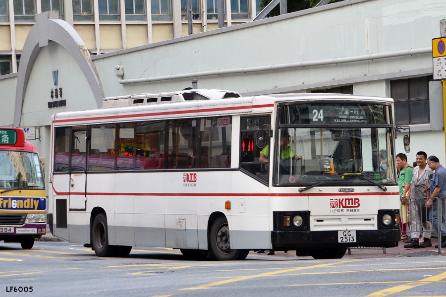 GG2513@24.JPG