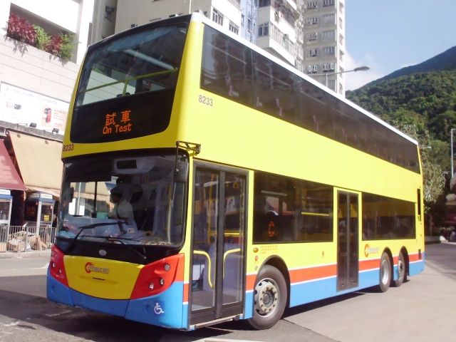 8233.jpg