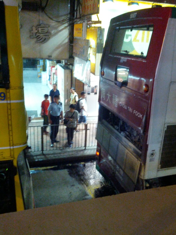 kingsroadaccident2.jpg