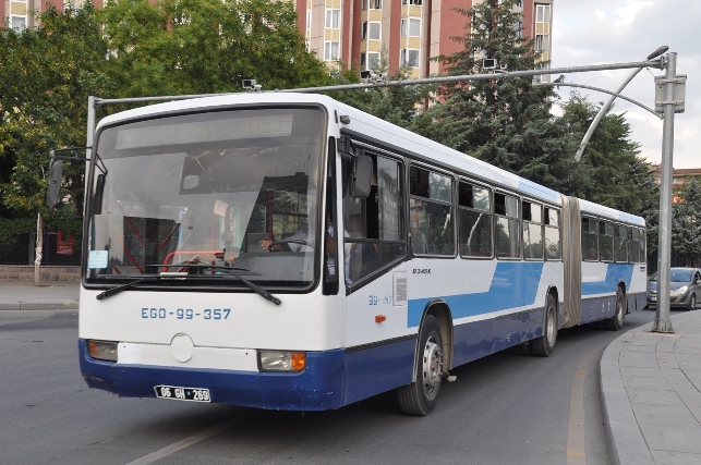 Turkey bus and car (102).JPG