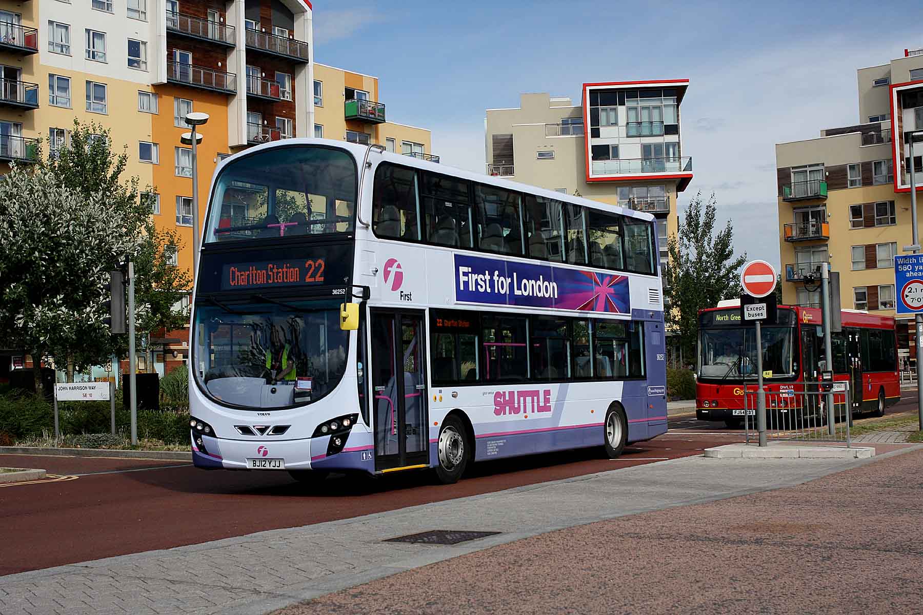 oly 22 vn36252 n mv sun.jpg