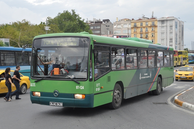 Turkey bus and car (167).JPG