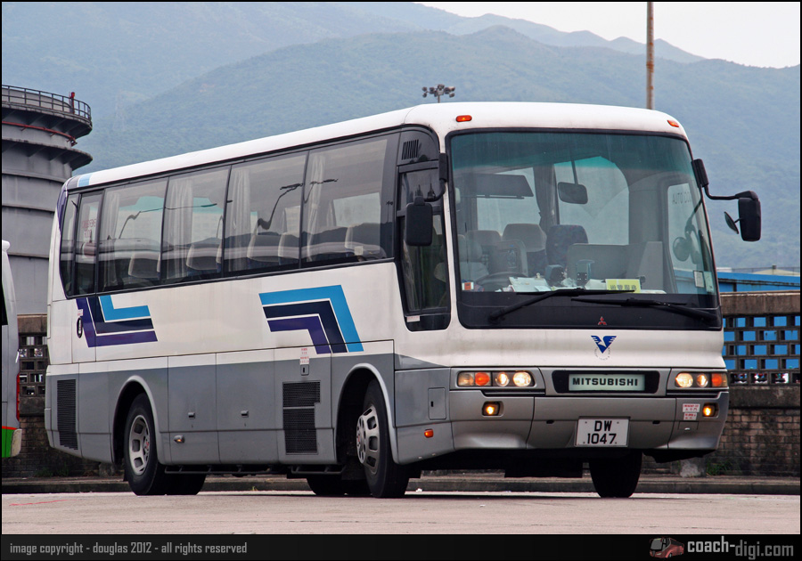 DW1047_3.jpg