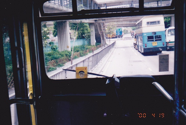 LV32_88_1.jpg