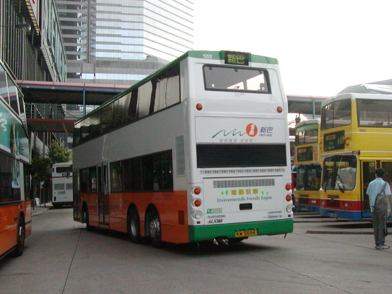 n_1202_5.jpg