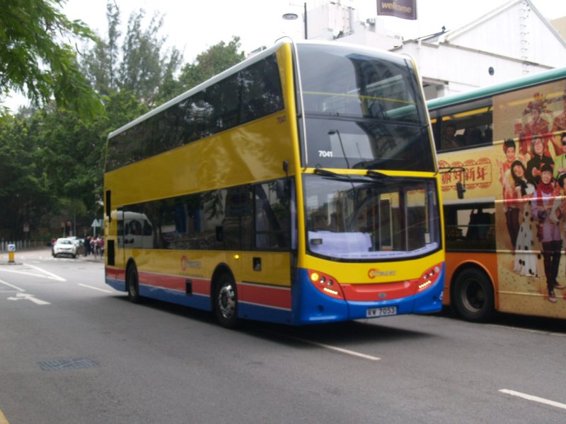 c_7041_1.jpg