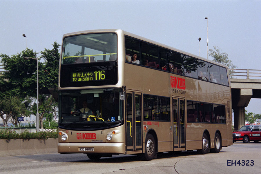 KD6685_116.jpg