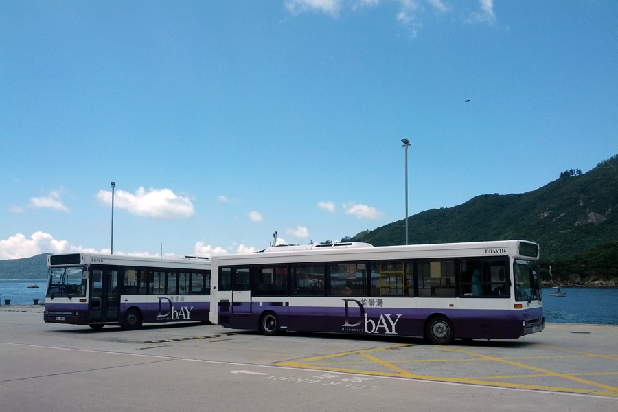 DBAY116_117.jpg