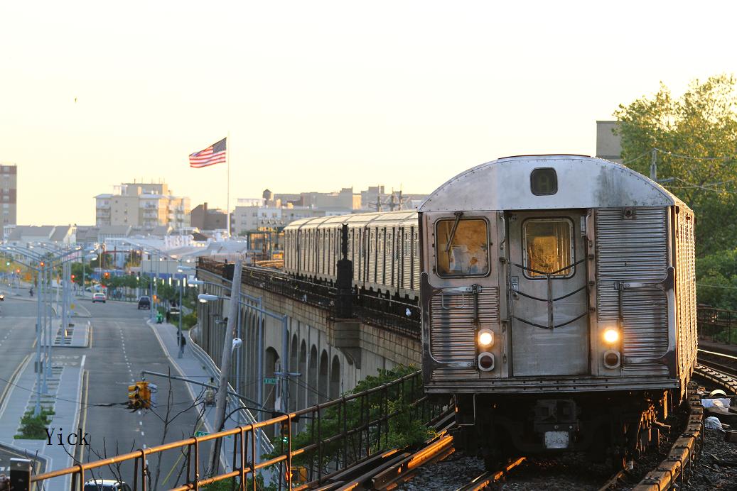 NYC MTA R32 (2).jpg