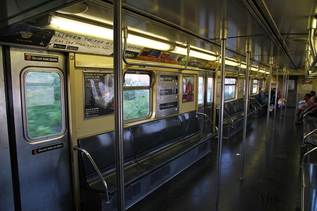 NYC MTA R32 (4).jpg