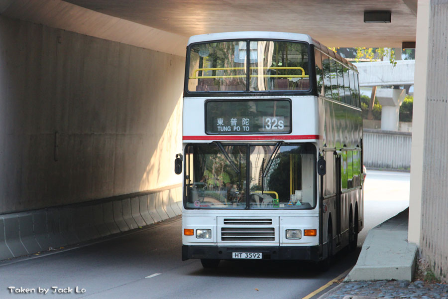 32S-06.jpg