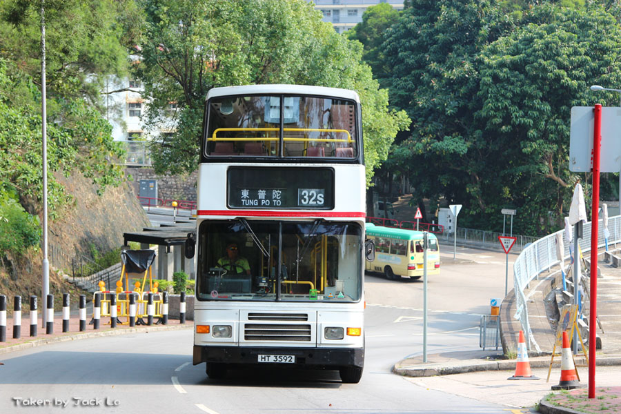 32S-01.jpg