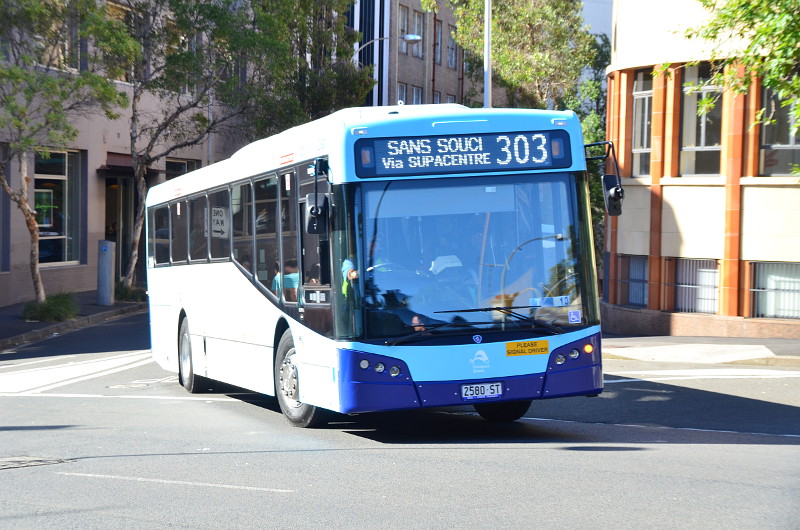 2580-303-2.JPG