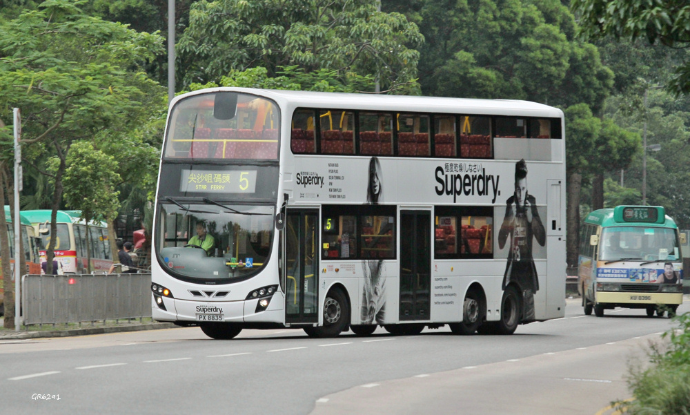 8835.jpg