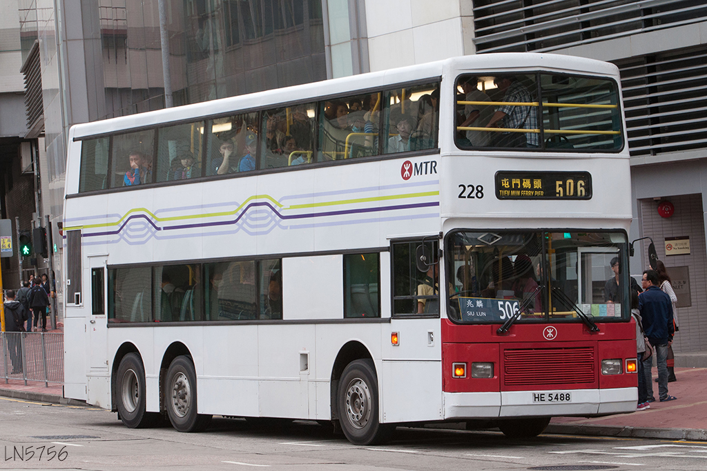 228506.jpg