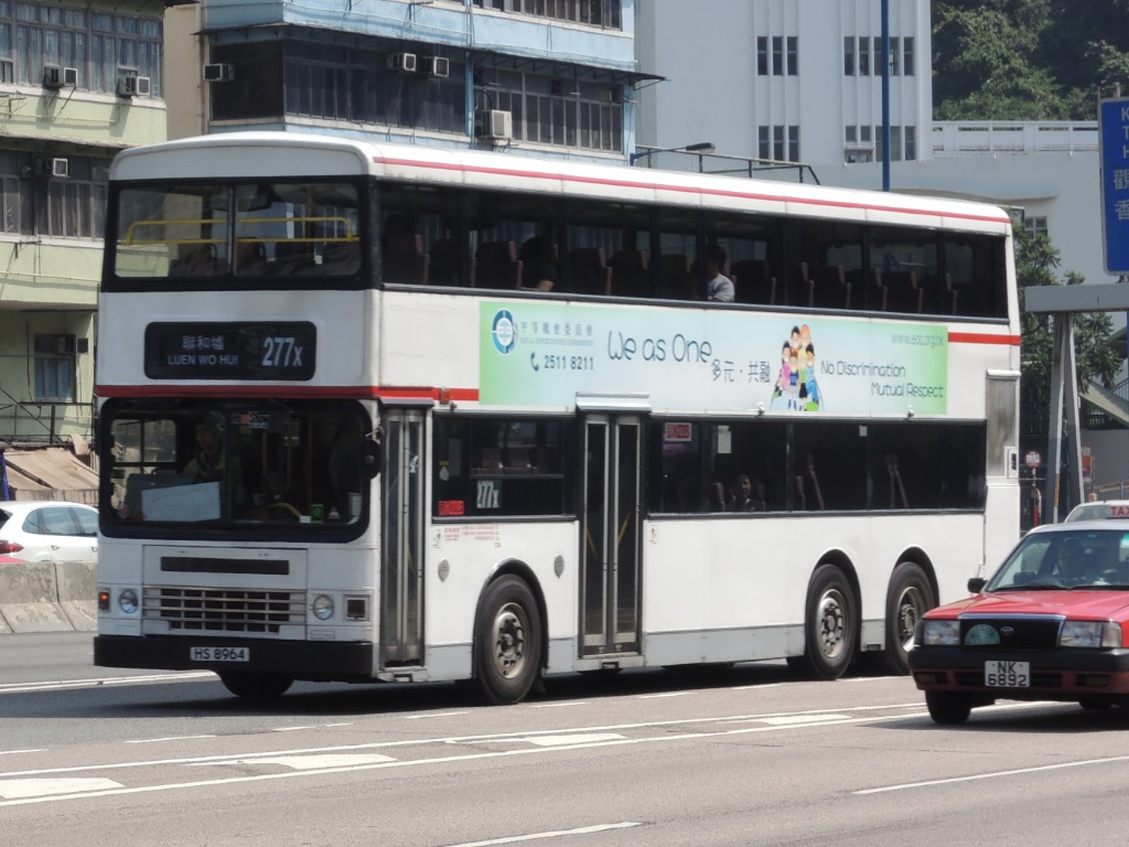 8964_277X.jpg
