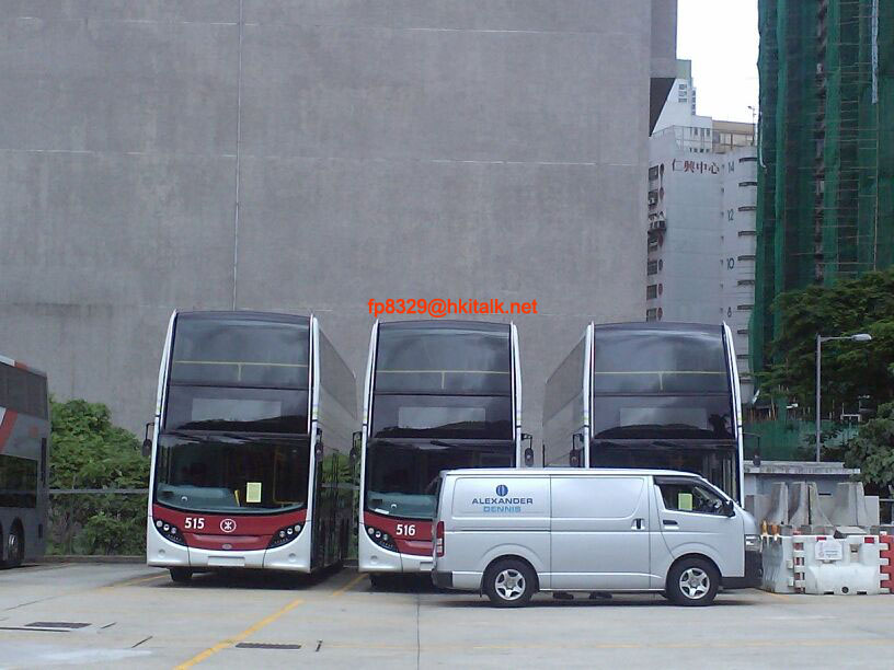 515516517-02.jpg