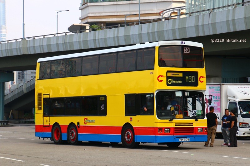 954.JPG
