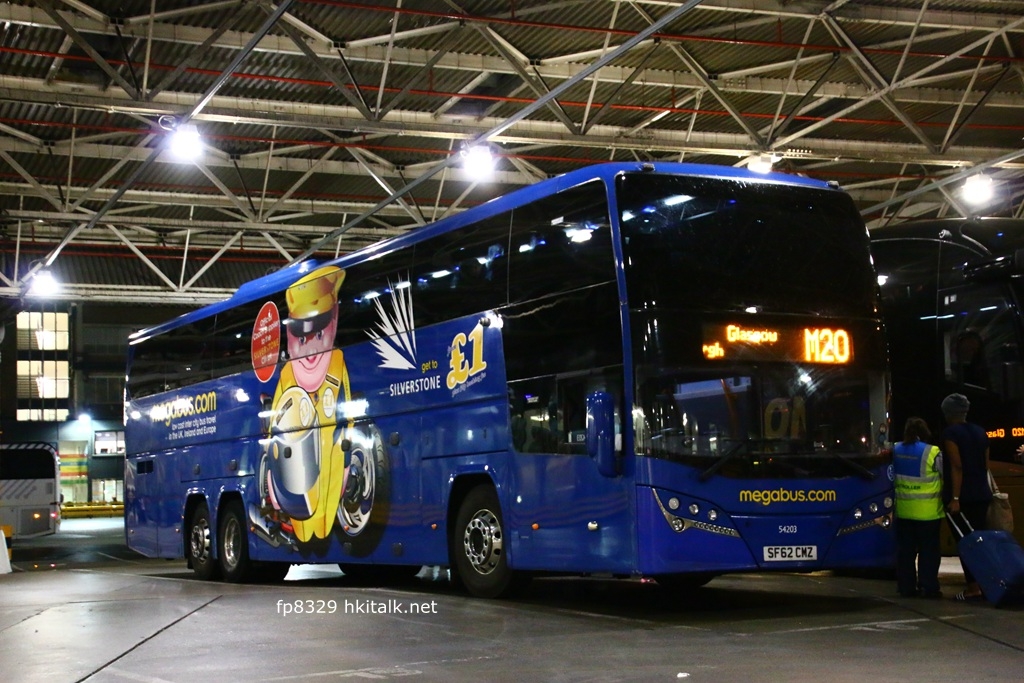 megabus.JPG