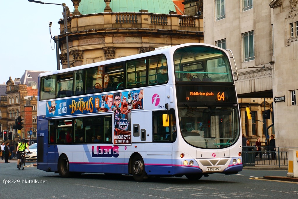 Leeds YJ58RPZ.JPG