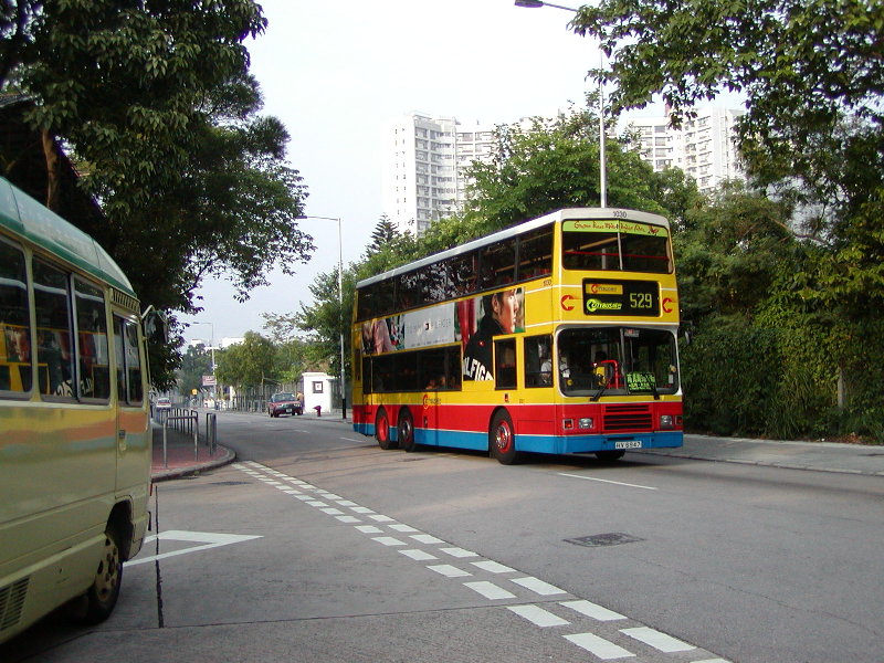 c_1030_1.jpg