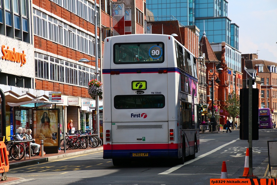 LR02LMY 90.jpg